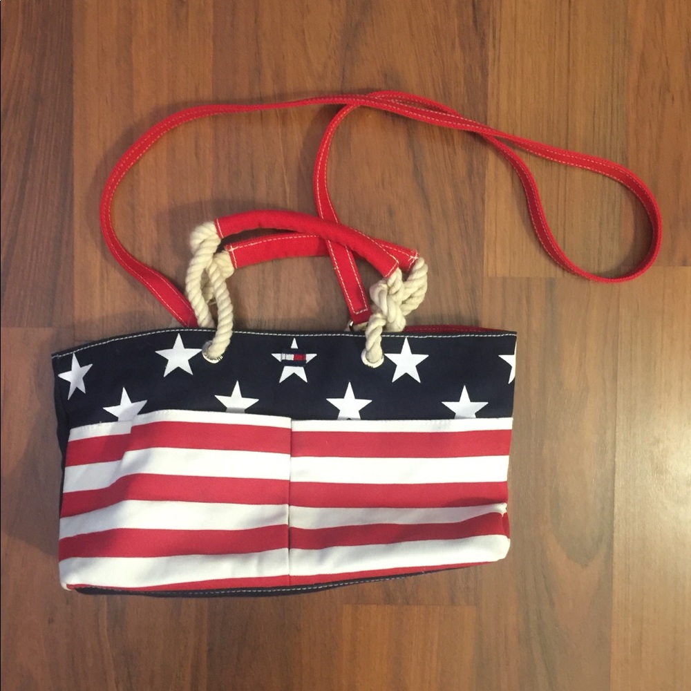 Tommy Hilfiger small handbag